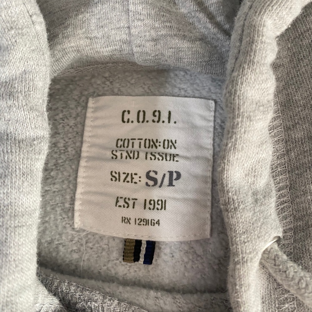 Sweatshirt - Picture 4 of 5